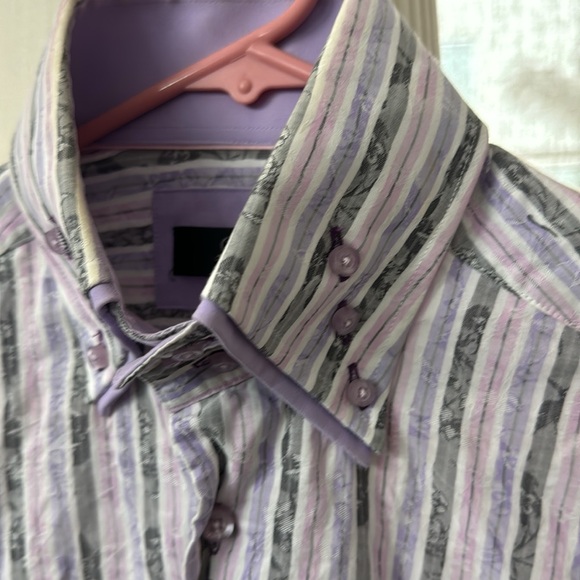 COOGI Luxe EUC Men’s Purple, Lavender, White and Gray Stripped Shirt - Picture 4 of 17